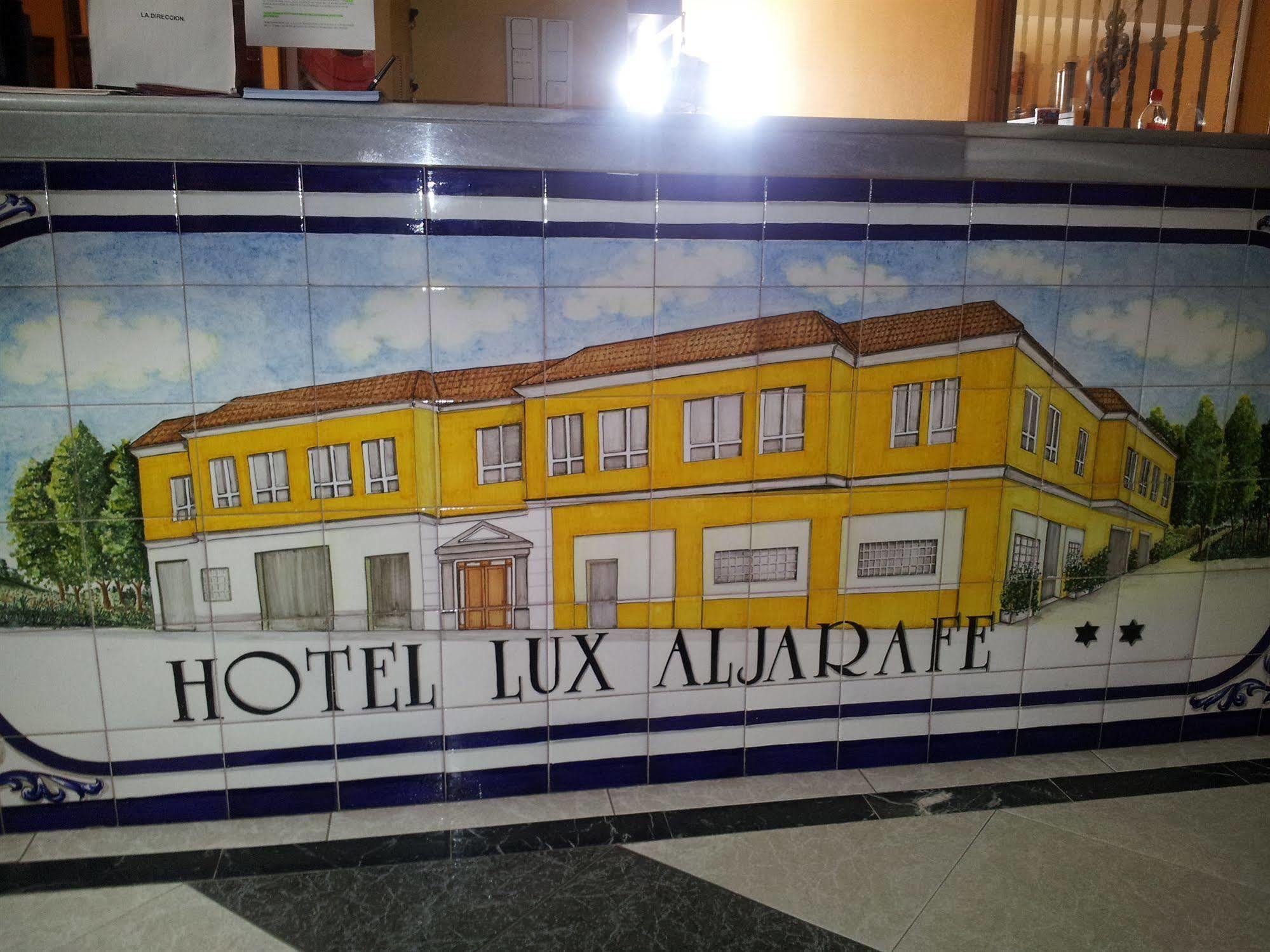 Hotel Lux Aljarafe Mairena del Aljarafe Exterior photo